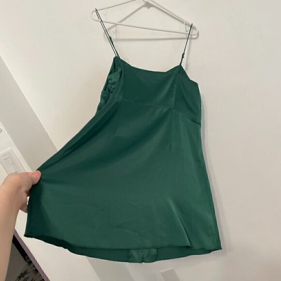 NEW NWT URBAN OUTFITTERS Padova Satin Slip Dress Emerald Green Button Front Mini - Picture 16 of 16